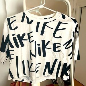 Nike athletic tee